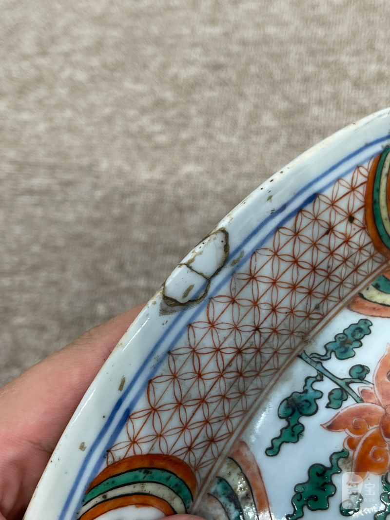 清晚期 五彩锦地开光瑞兽纹盖罐 - 图23